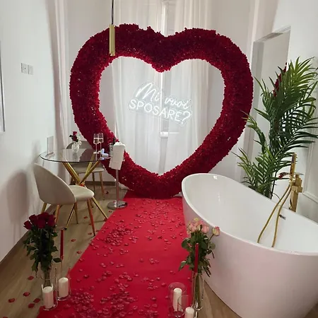 Il Cuore Di Carolina - - Palazzo Carolina * 佩斯卡拉